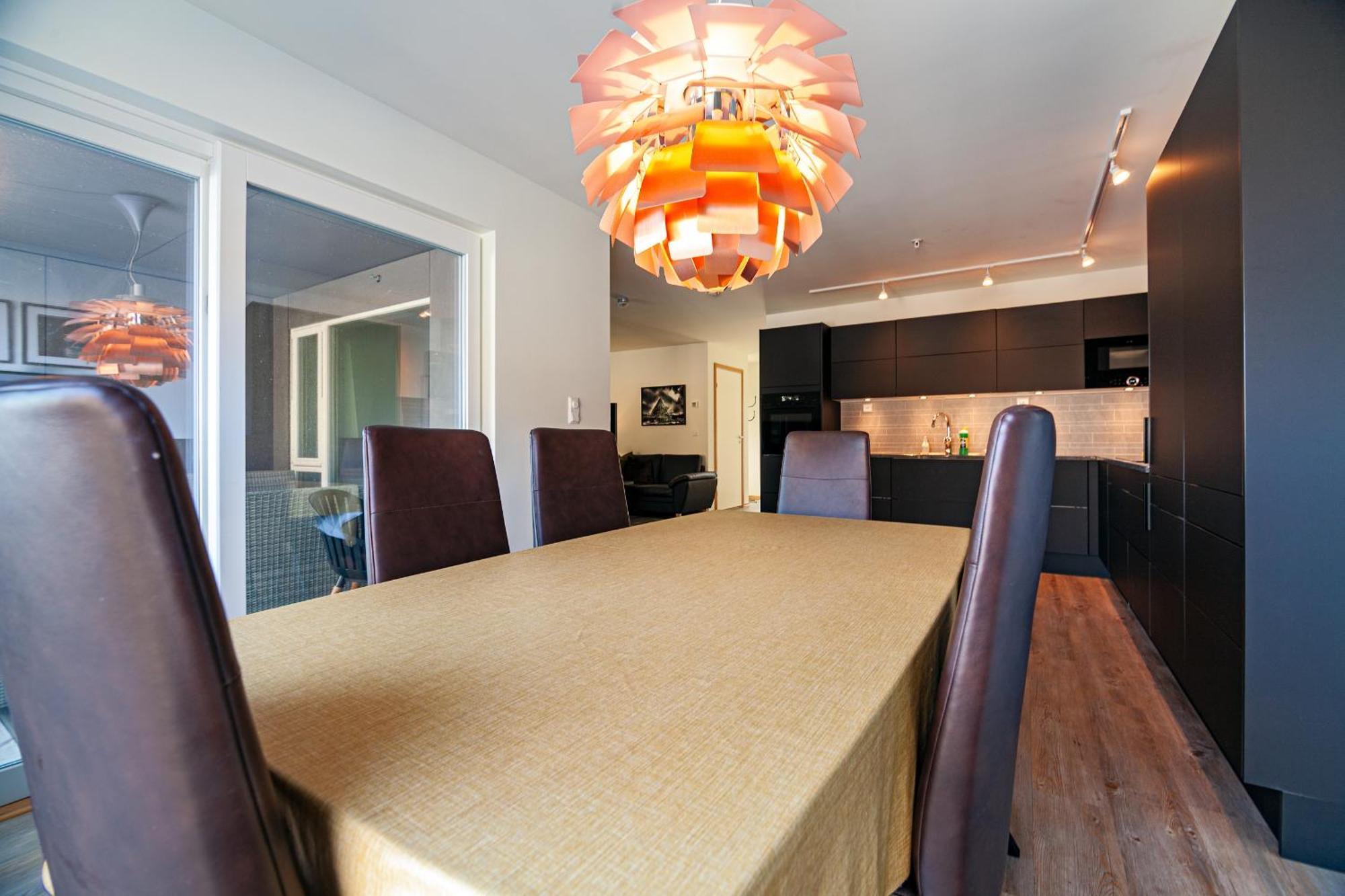 Gjermesoy Luxury Apartment Ballstad Exteriör bild